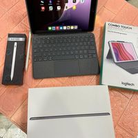 Ipad 9 64gb wifi fullset keyboard pencil mulus