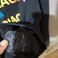 crewneck balenciaga Paris hitam second