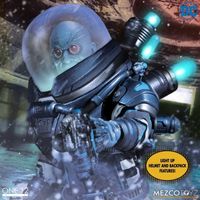Mezco 1/12 Mr. Freeze Deluxe Edition