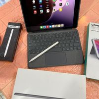 Ipad 9 64gb wifi fullset keyboard pencil mulus