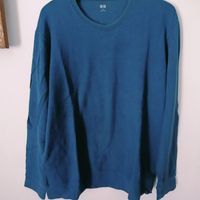 Uniqlo crewneck 