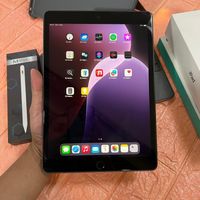 Ipad 9 64gb wifi fullset keyboard pencil mulus