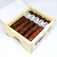 Cerutu Johnny Short Robusto Wooden Box Isi 10 Cigar