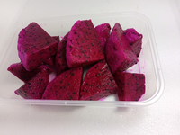 BUAH NAGA POTONG SEGAR SIAP MAKAN DRAGON FRUIT