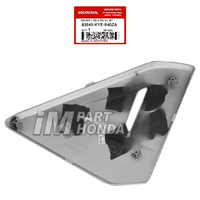 83545-KYE-940ZA Cover Box Tutup Accu Aki Kiri Megapro Fi Silver