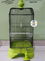 KANDANG BESI KOTAK SANGKAR GANTUNG IMPORT Uk P.32xL.32xT.52 cm